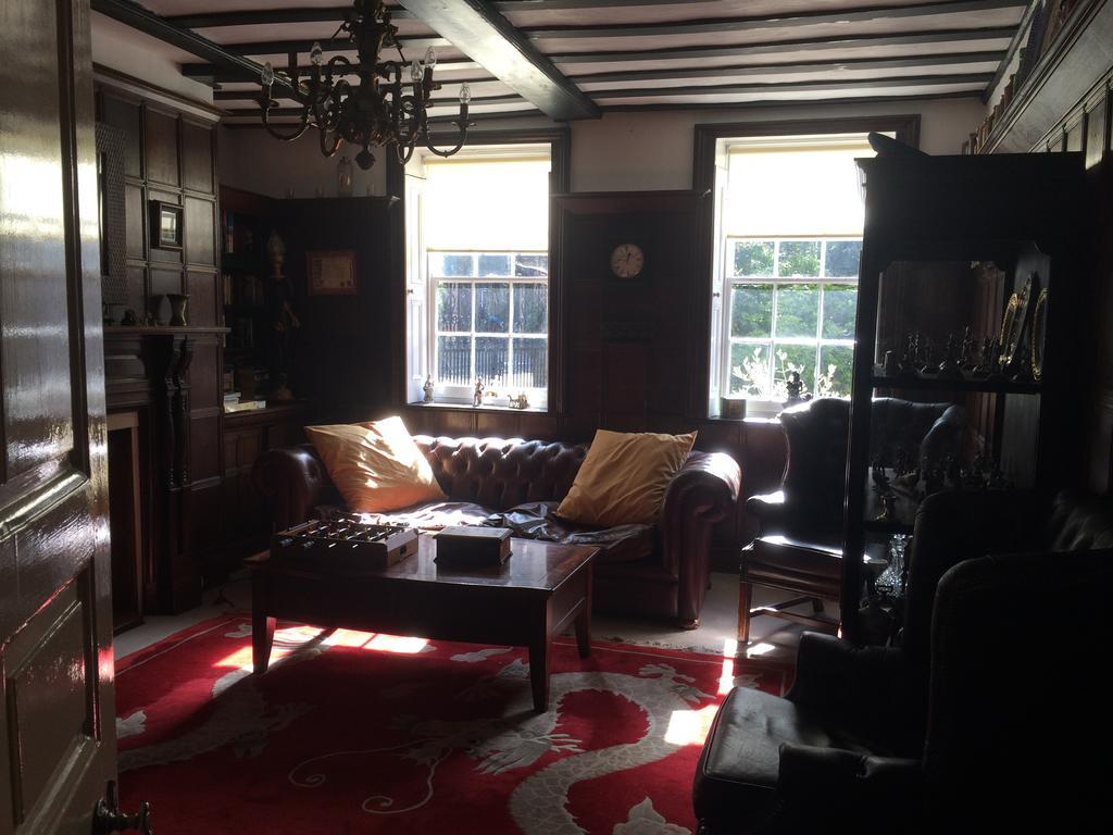 Harmondsworth Hall Guest House West Drayton  Bagian luar foto